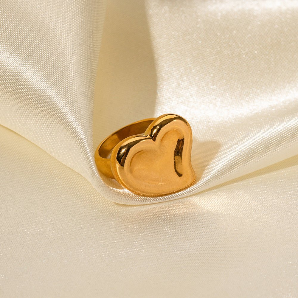 Delia Gold Ring