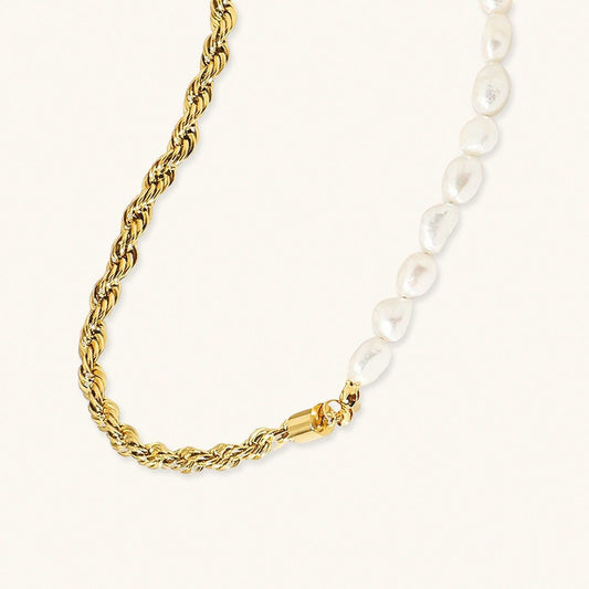 Dualia Gold Pearl Necklace